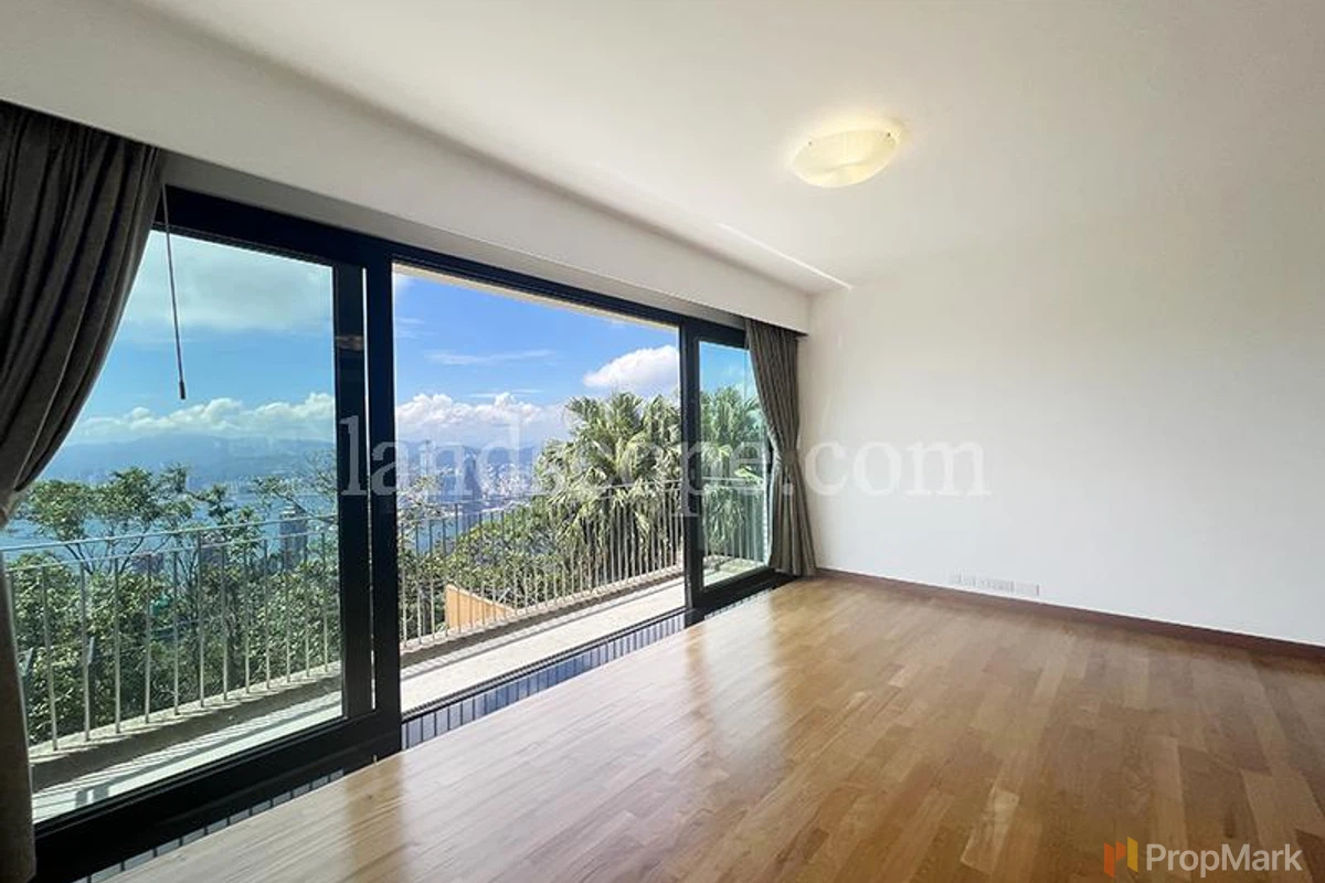 Undercliff - Photo 3