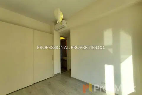 Island Crest - Photo