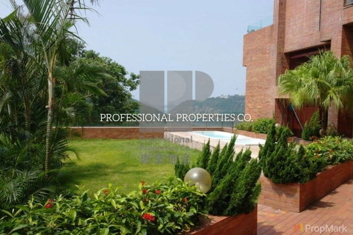 The Somerset - Photo 37