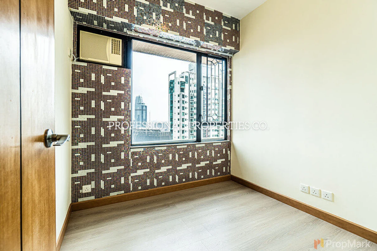 Ying Piu Mansion - Photo 11