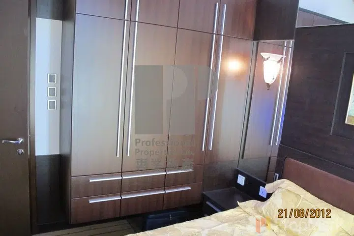 J Residence - Photo 5