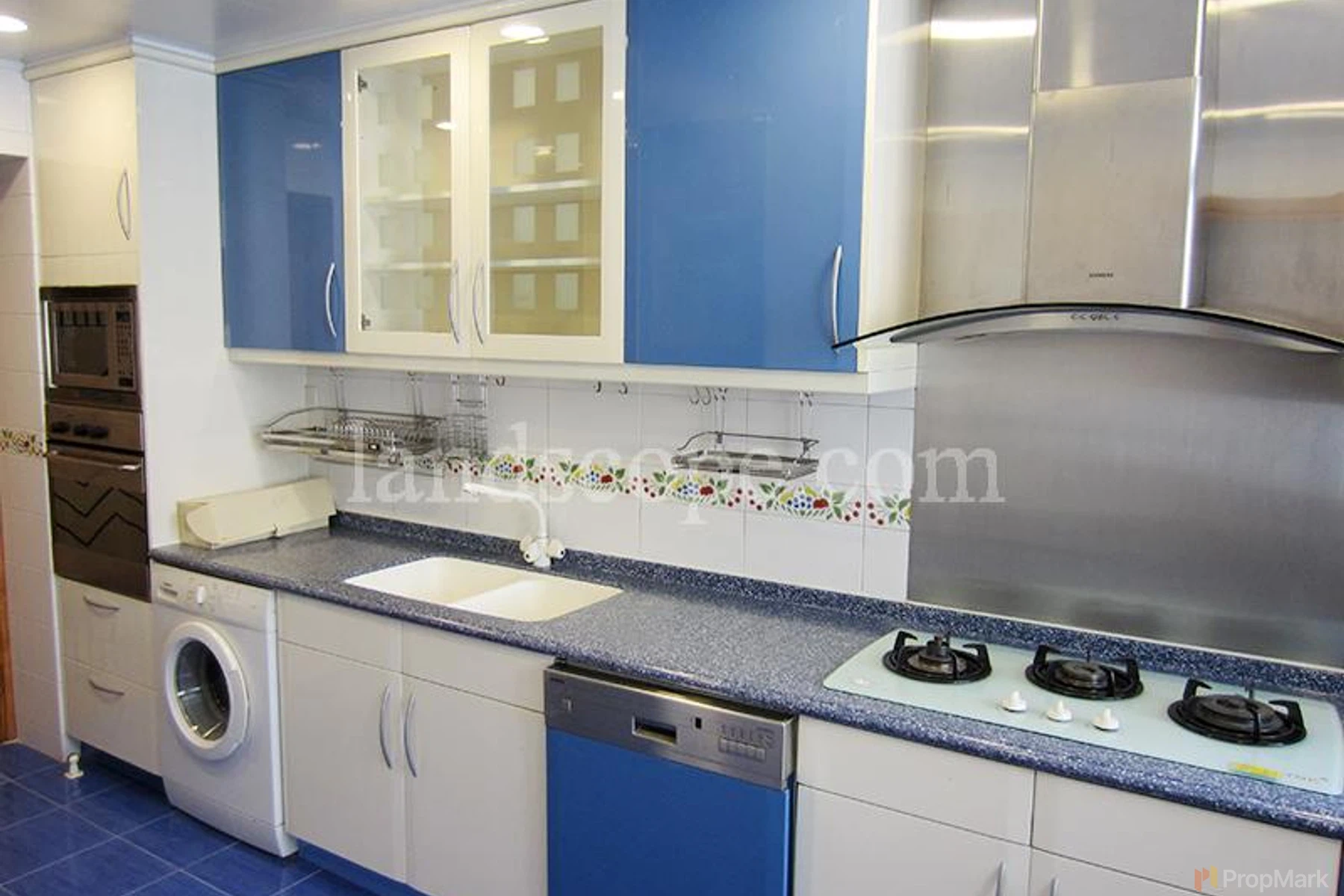 Clovelly Court - Photo 8