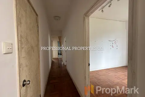 Ridge Court - Photo 3