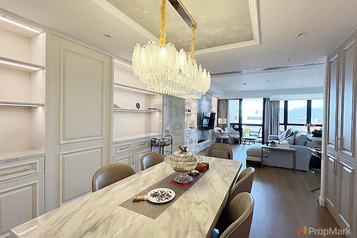 South Bay Towers - Photo 3