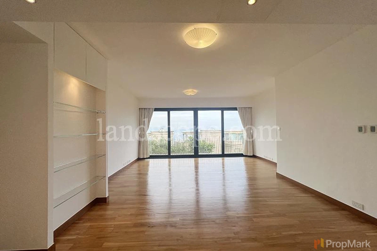 Undercliff - Photo 3