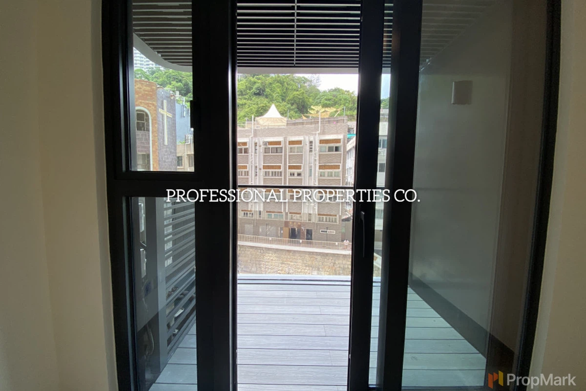 One Jardine's Lookout - Photo 3