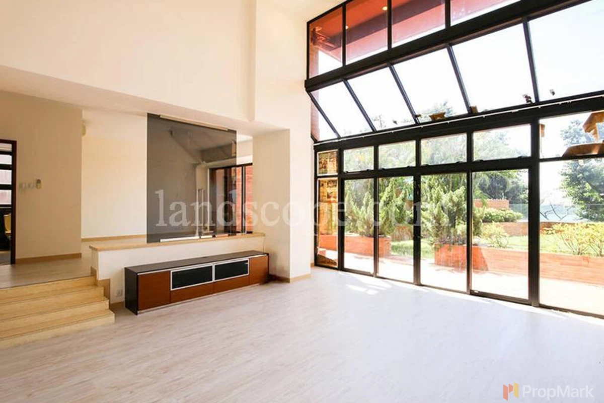 The Somerset - Photo 4