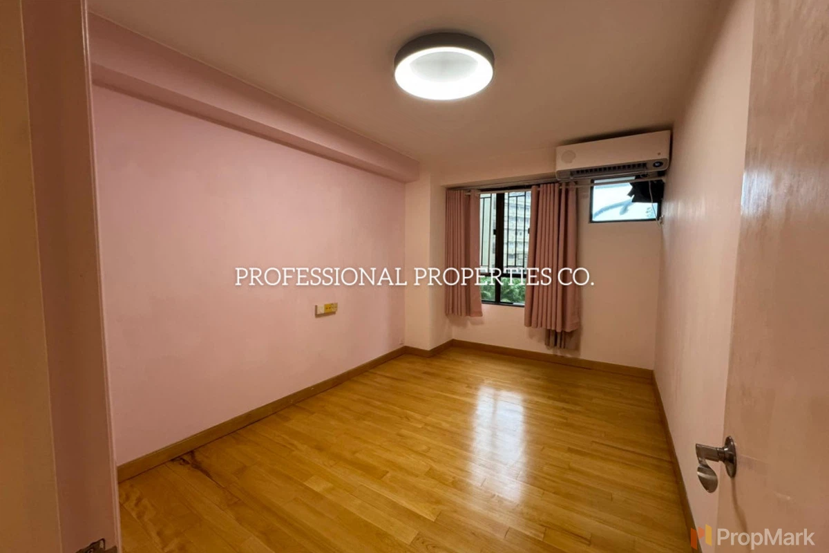 Wilshire Towers - Photo 14