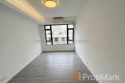 Winner Court - Photo