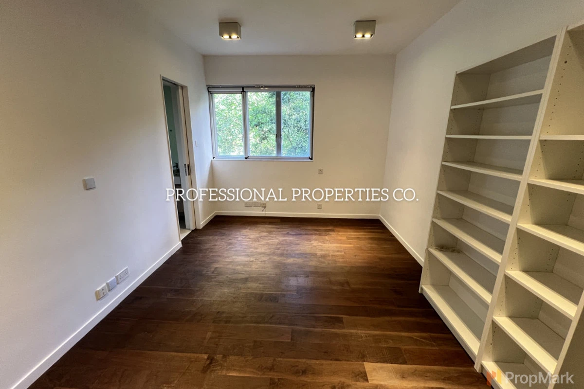 Leon Court - Photo 8