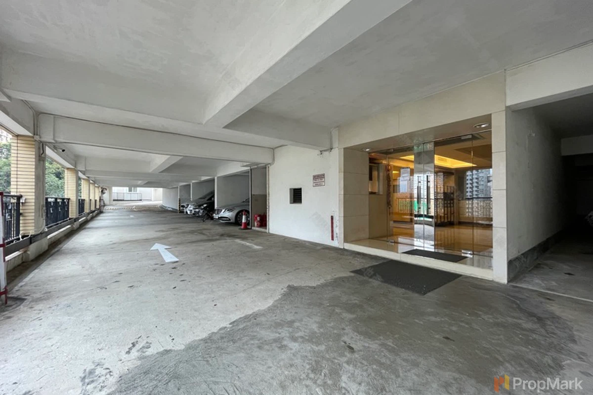 Sakura Court - Photo 7