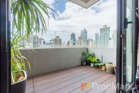 Winner Court - Photo