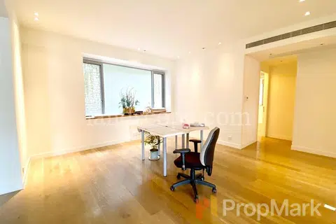 Bellevue Court - Photo 4