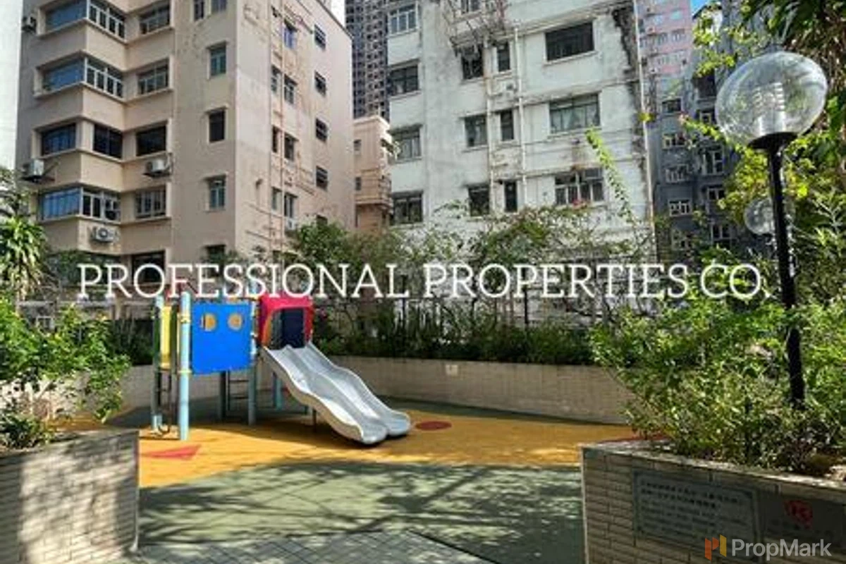 Lyttelton Garden - Photo 3