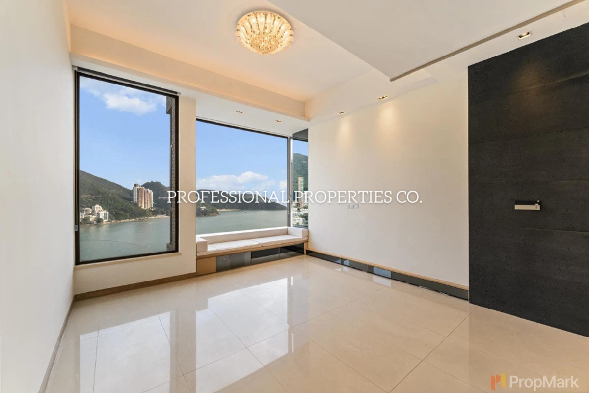 The Beachfront - Photo 20