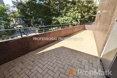 Wing On Lodge - Photo 3