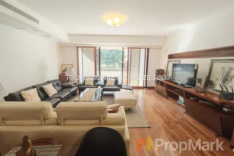 Elm Tree Towers - Photo 3