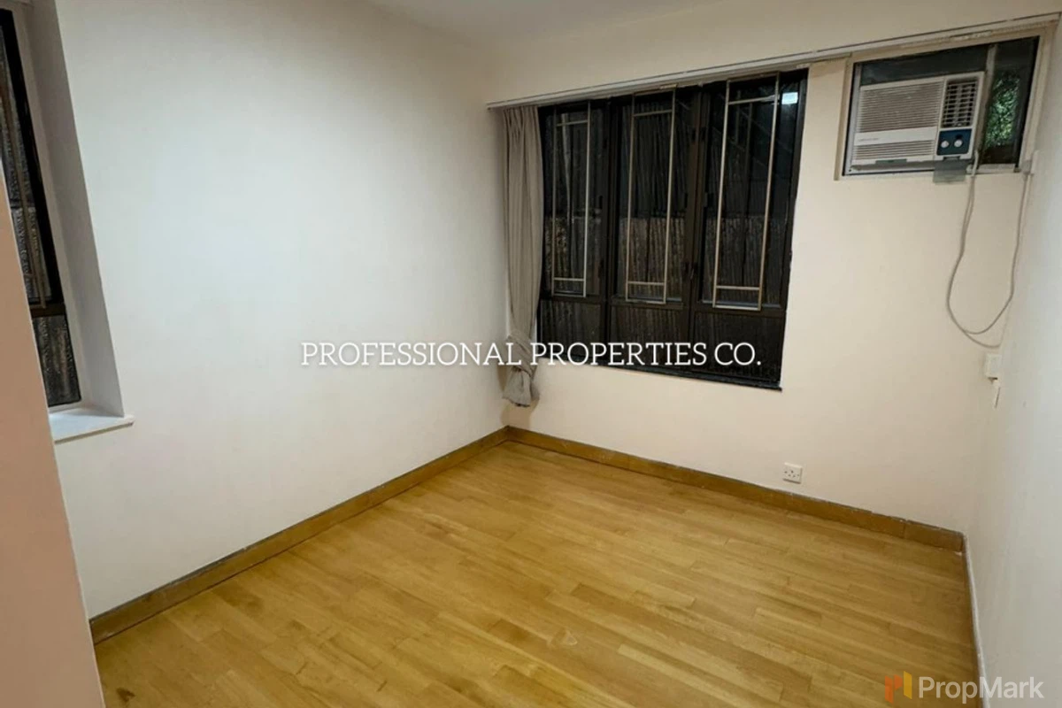 Wilshire Towers - Photo 10