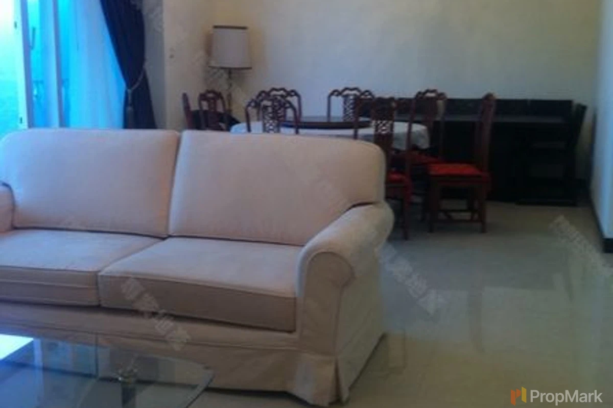 The Legend - Photo 11