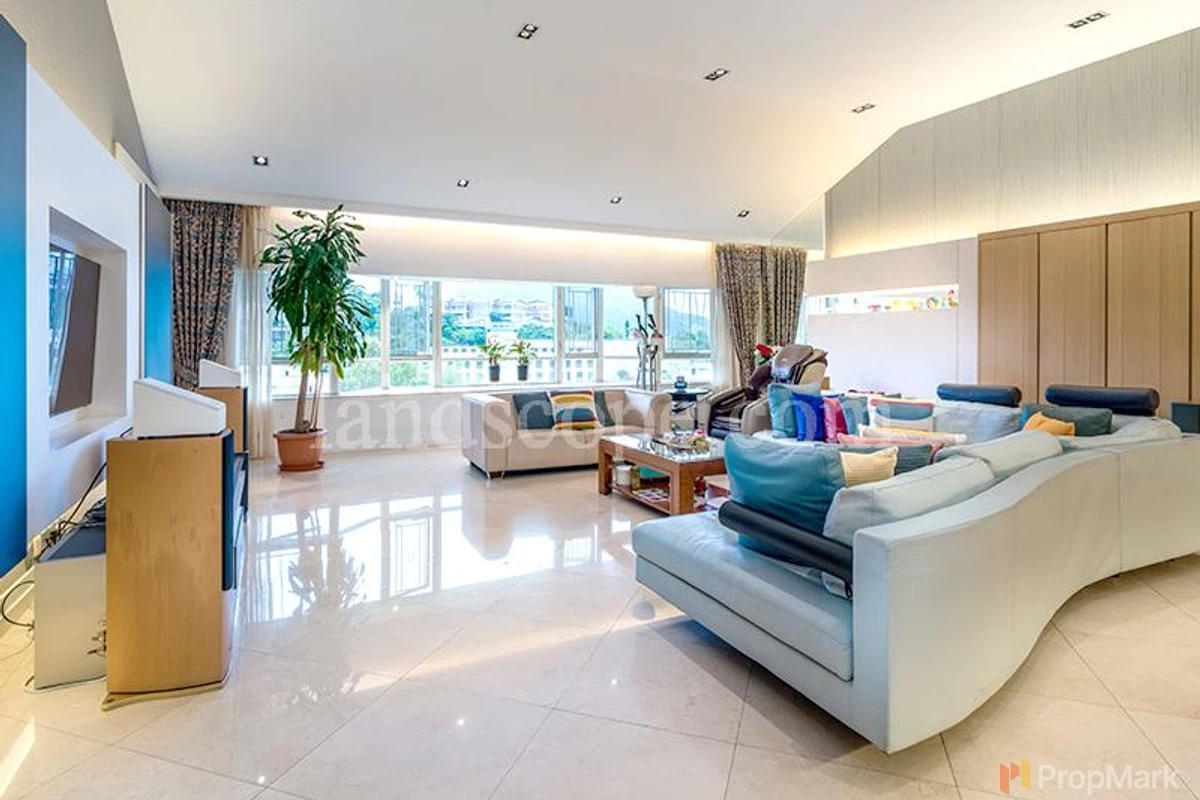 Manderly Garden - Photo 1