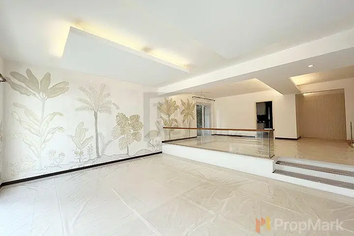 Grosse Pointe Villa - Photo 4
