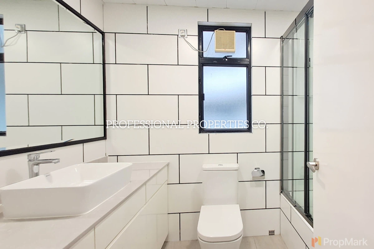 Clovelly Court - Photo 6