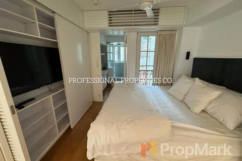61-63 Hollywood Road - Photo 2