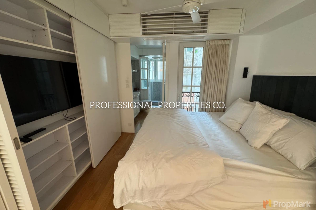 61-63 Hollywood Road - Photo 2
