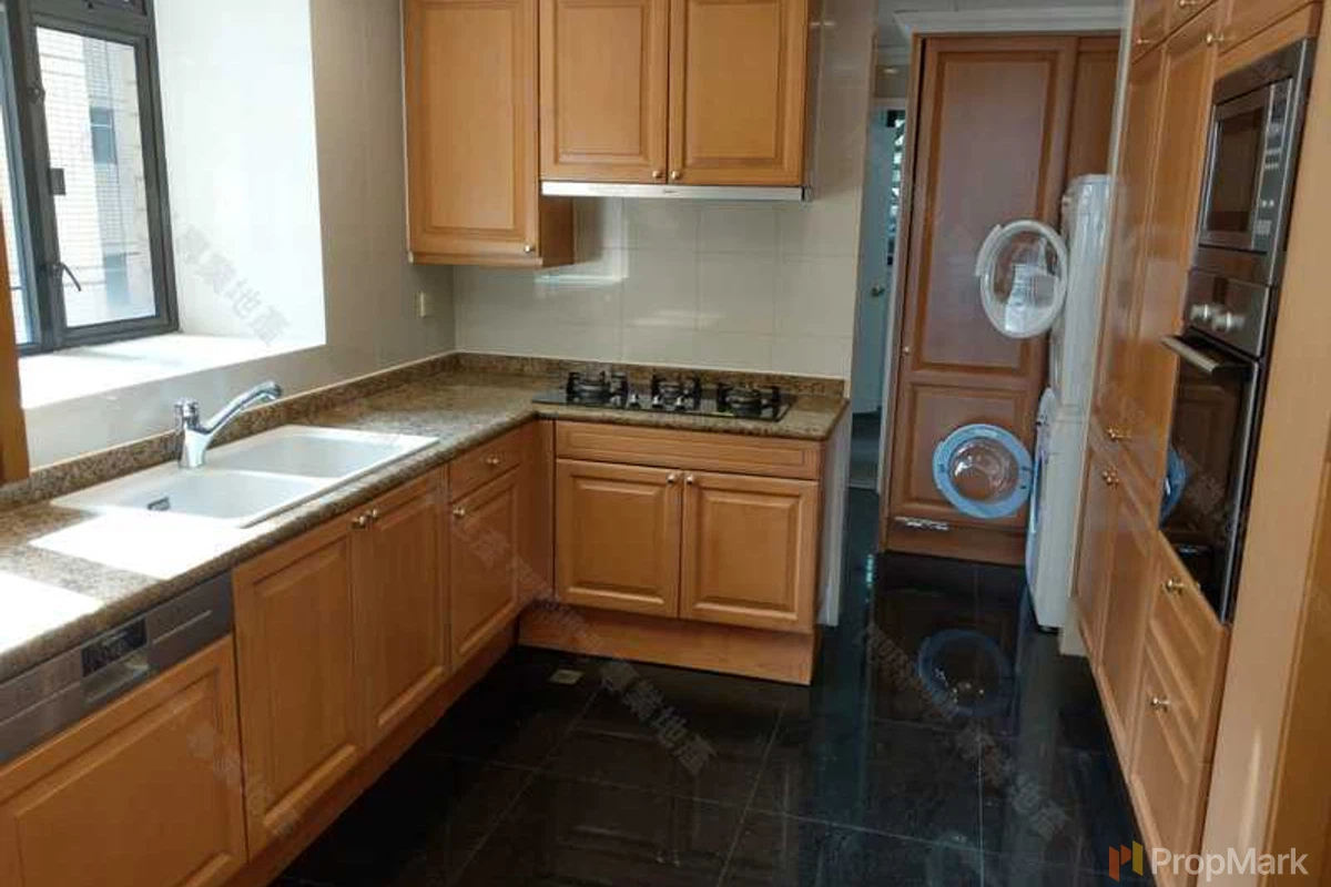 Baguio Villa - Photo 3