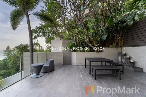 The Beachfront - Photo 2