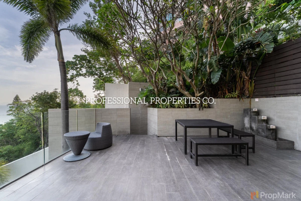 The Beachfront - Photo 2