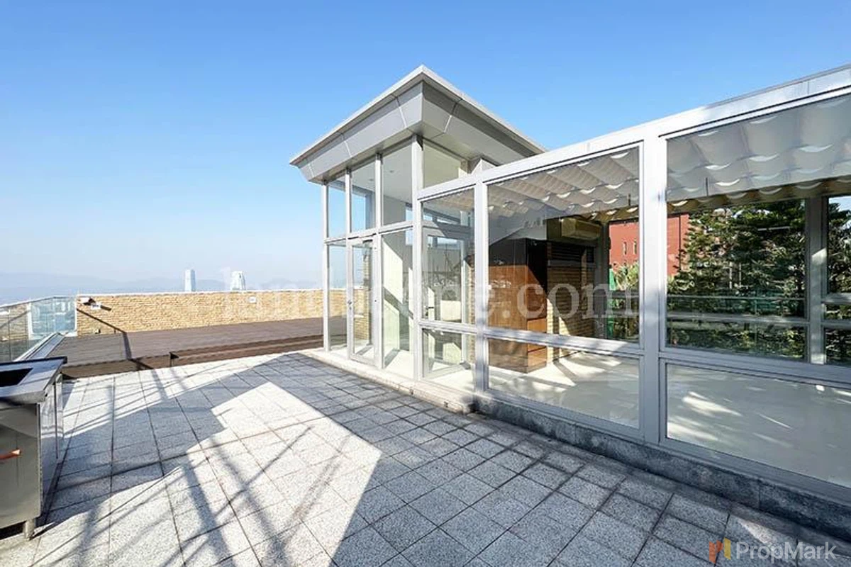 31 Barker Road - Photo 3