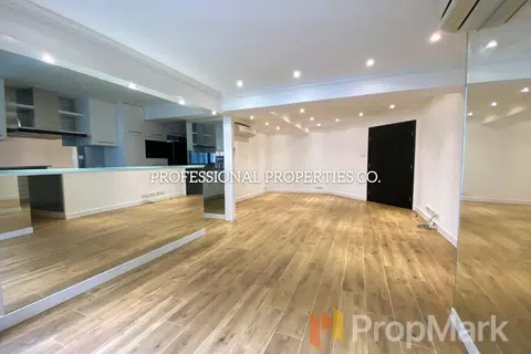 Broom Garden - Photo