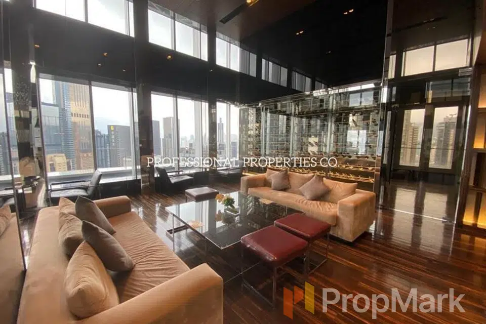 J Residence - Photo 1
