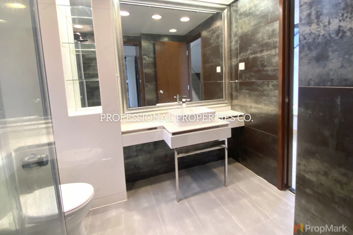 The Somerset - Photo 12