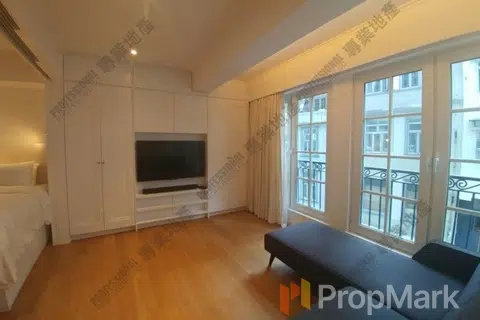 61-63 Hollywood Road - Photo 3