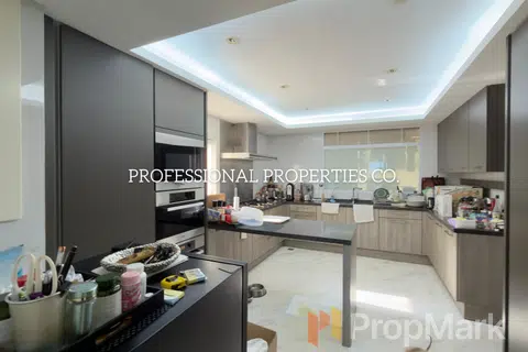 Strawberry Hill - Photo 4