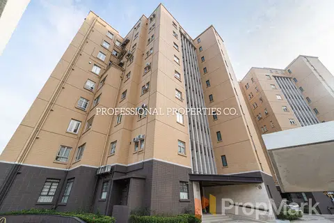 La Hacienda - Photo 5