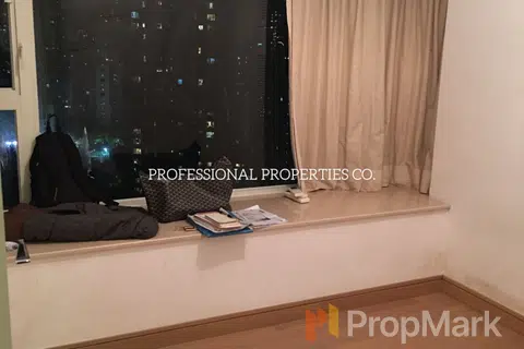 CentreStage - Photo 3