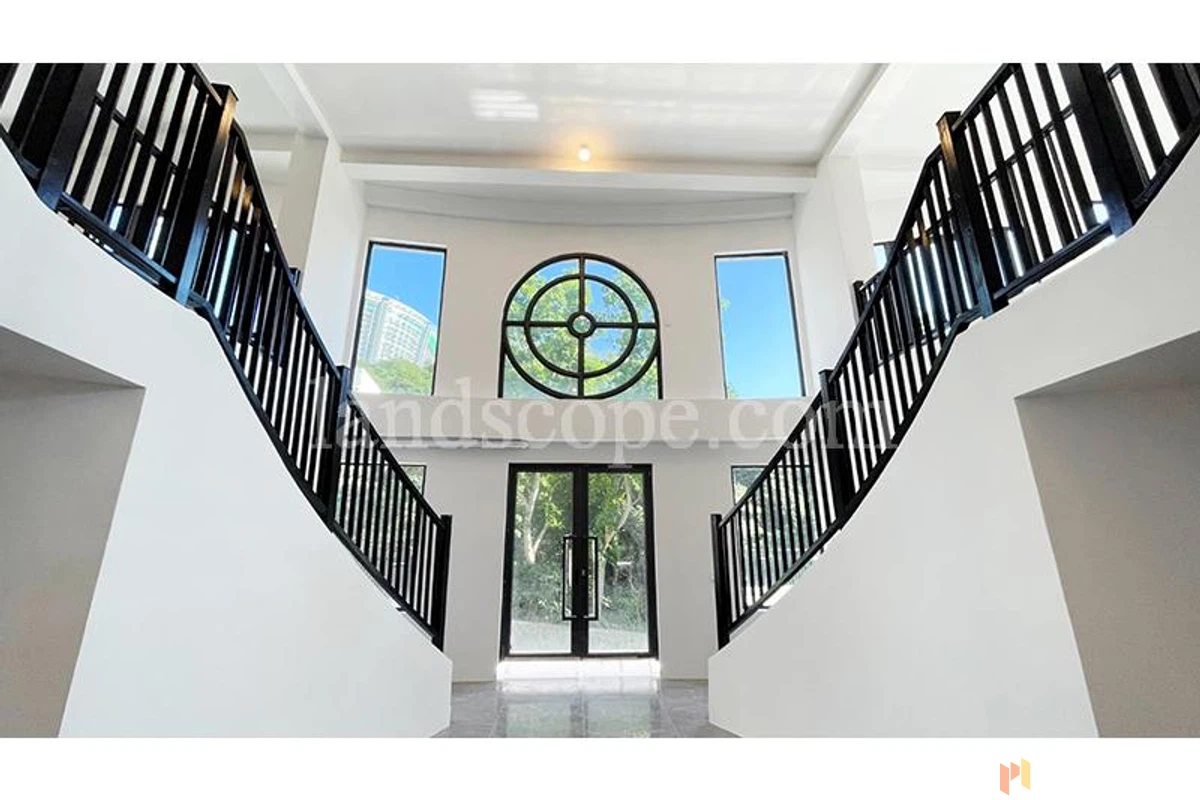 72 Repulse Bay Road - Photo 1