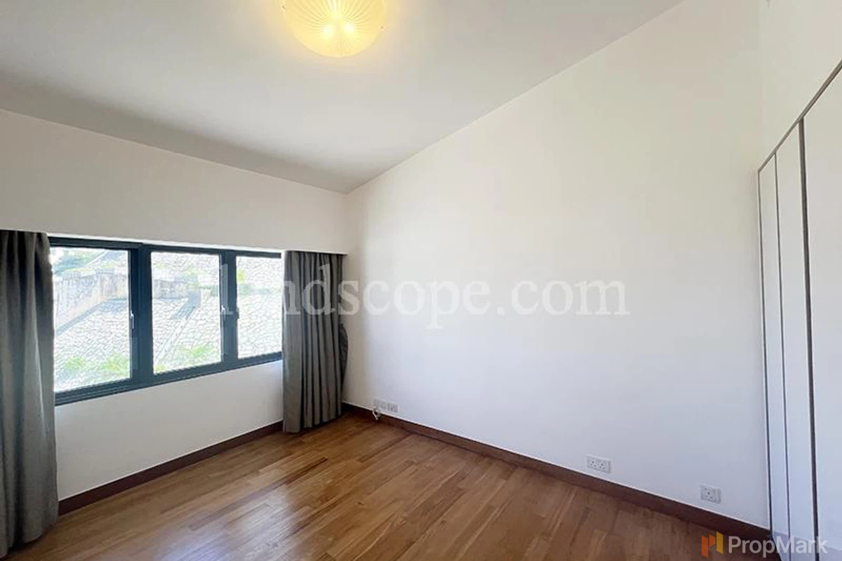 Undercliff - Photo 9