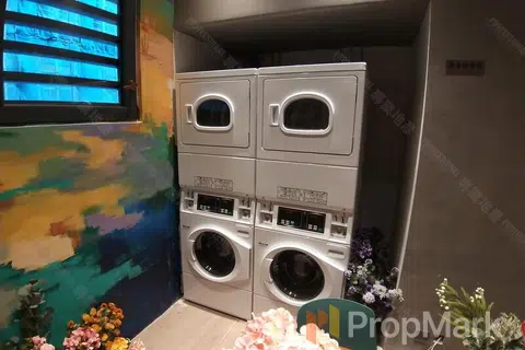 One Artlane - Photo 2