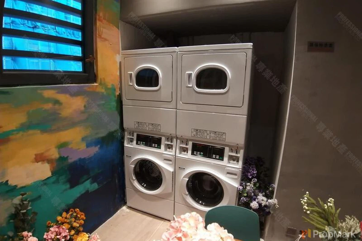 One Artlane - Photo 2