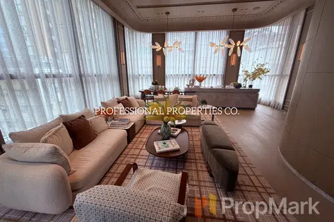 One Central Place - Photo 1