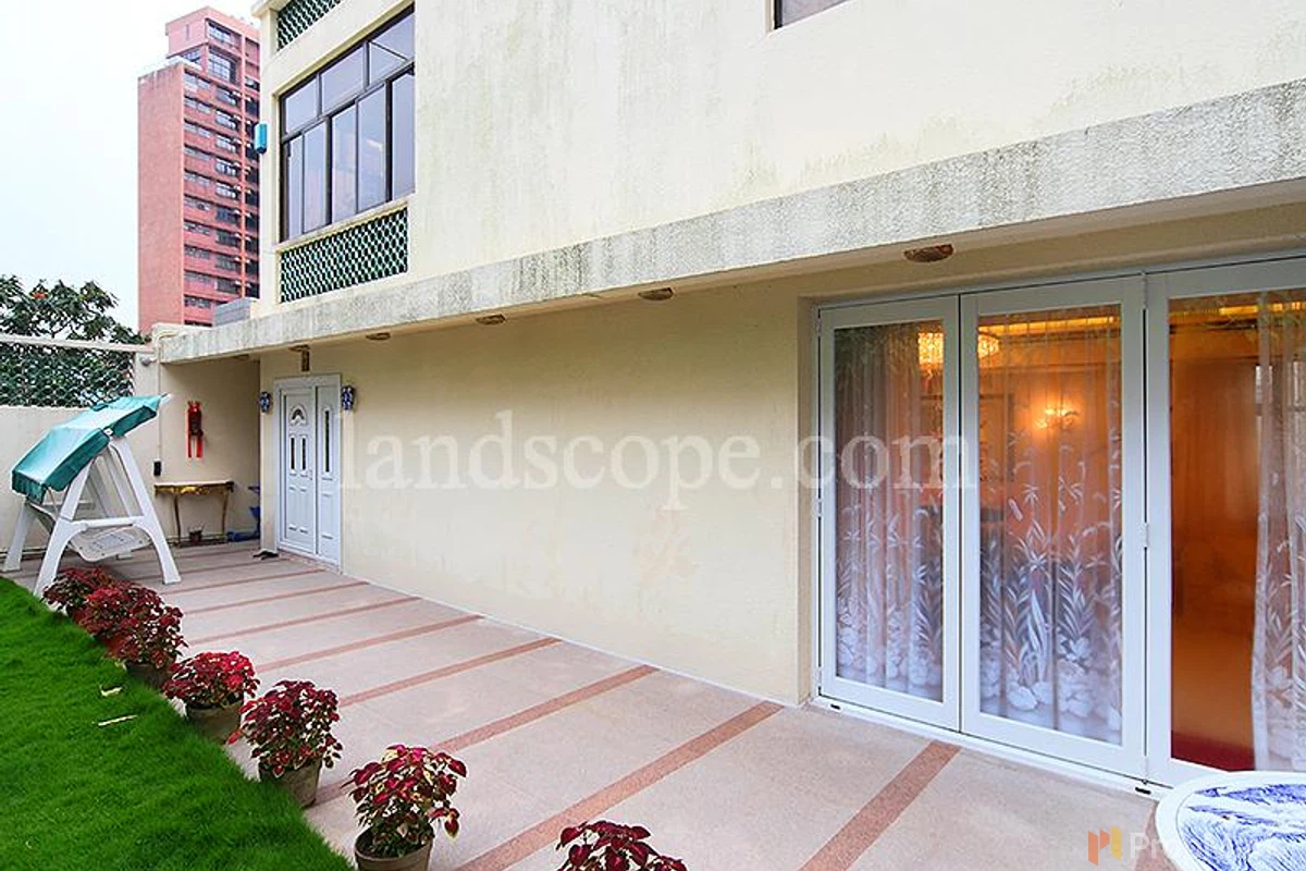 15 Moorsom Road - Photo 3
