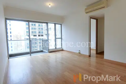 Island Crest - Photo