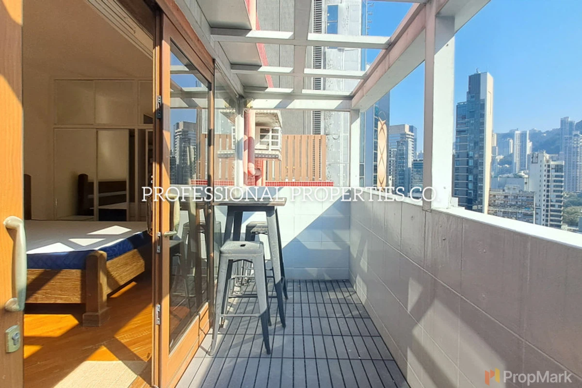 Amber Lodge - Photo 2