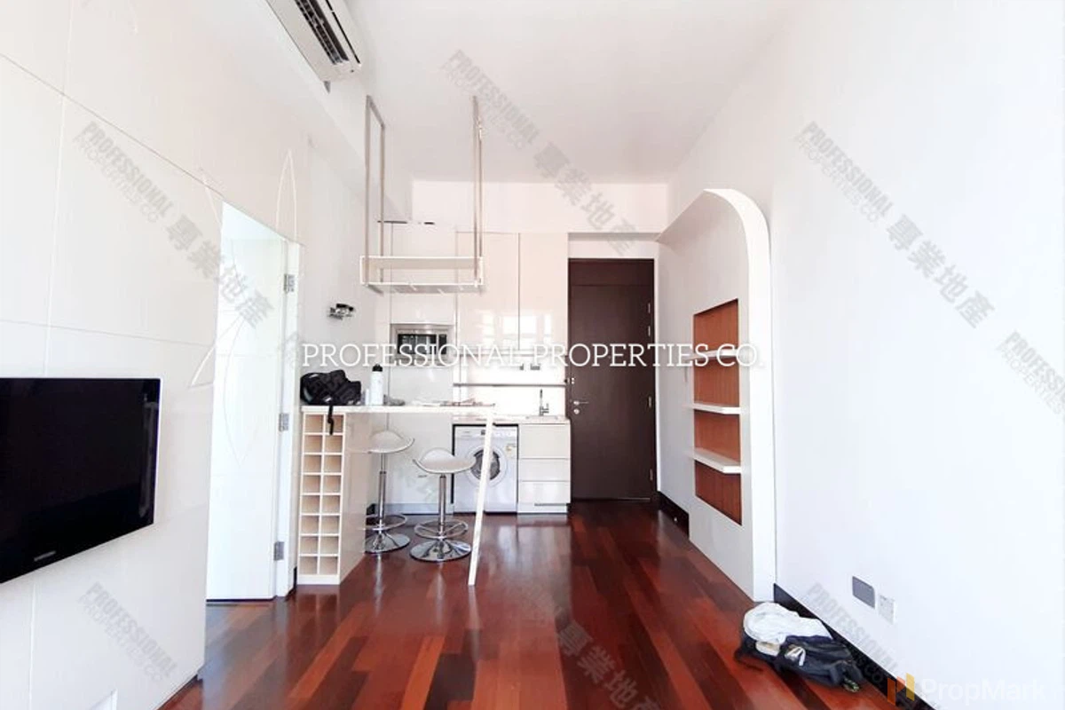 J Residence - Photo 2