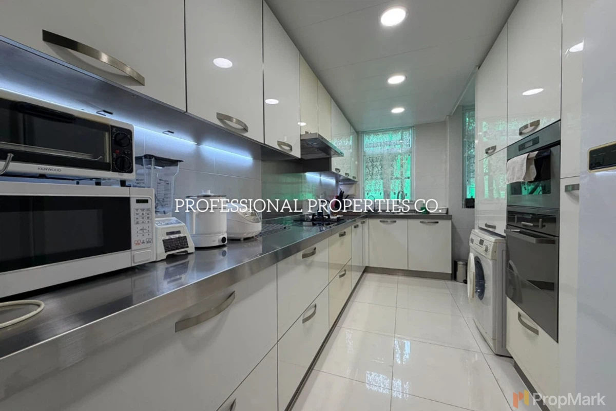 Venice Garden - Photo 11