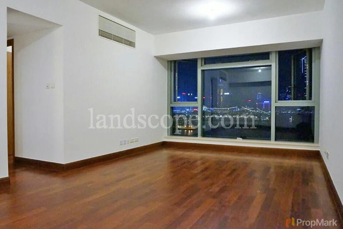 君臨天下 - 相片 1